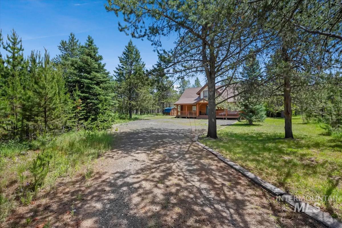 12782 Cascade Dr Property Photo 2