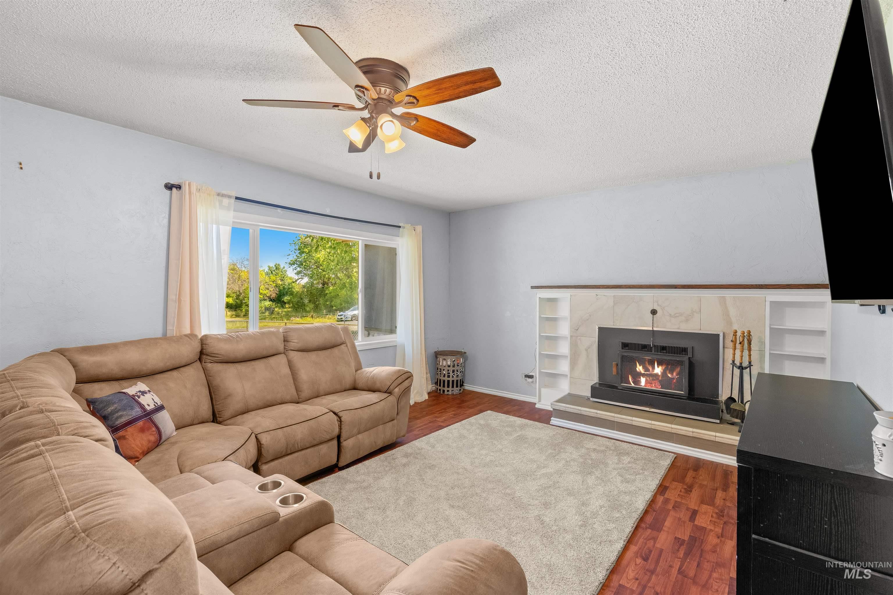 1428 Bryden Ave Property Photo 3