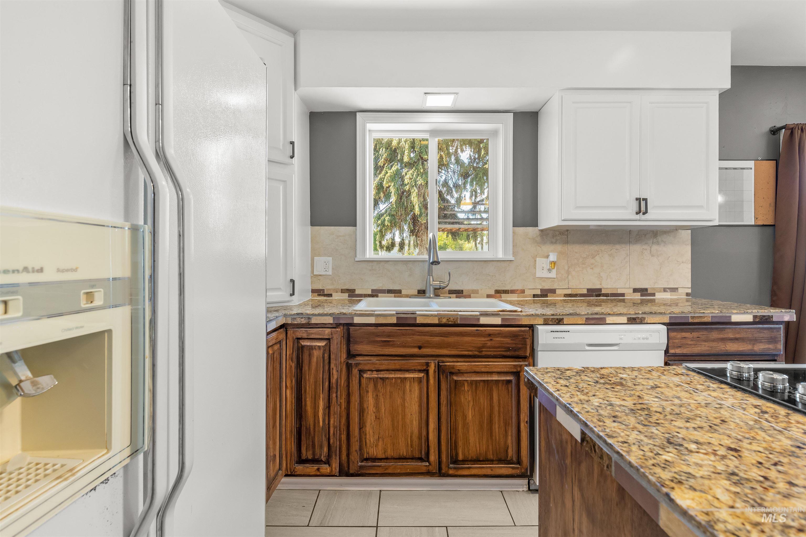 1428 Bryden Ave Property Photo 13