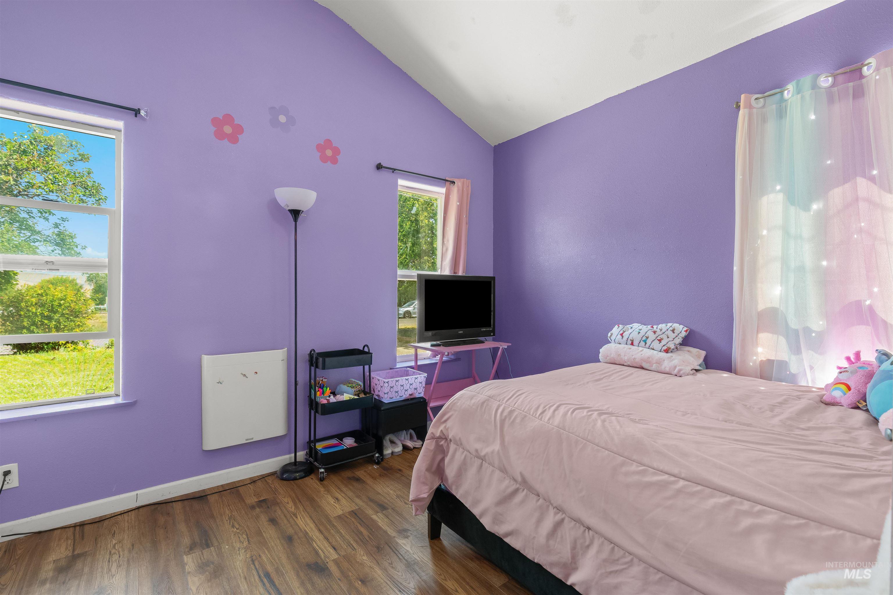1428 Bryden Ave Property Photo 30
