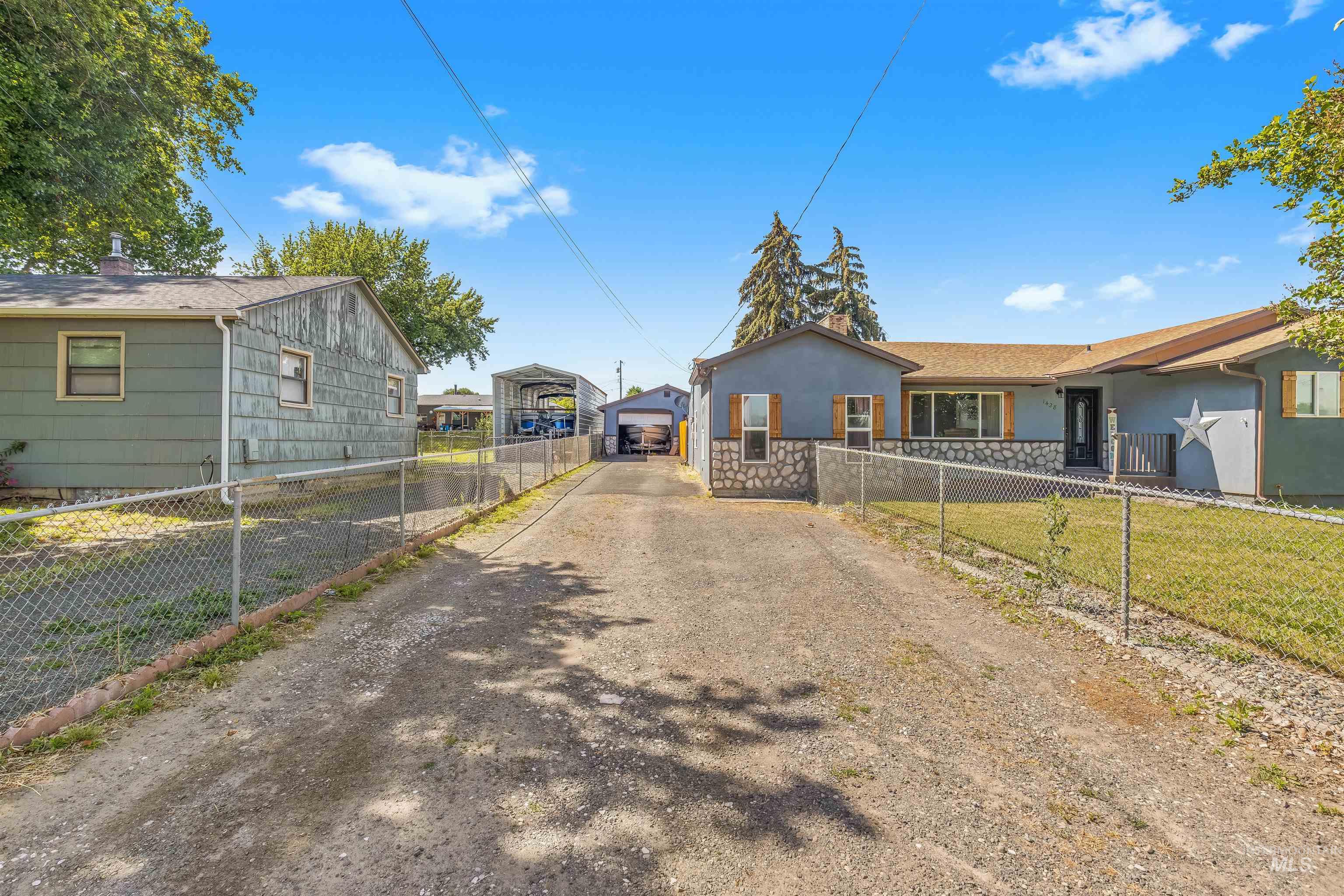 1428 Bryden Ave Property Photo 36