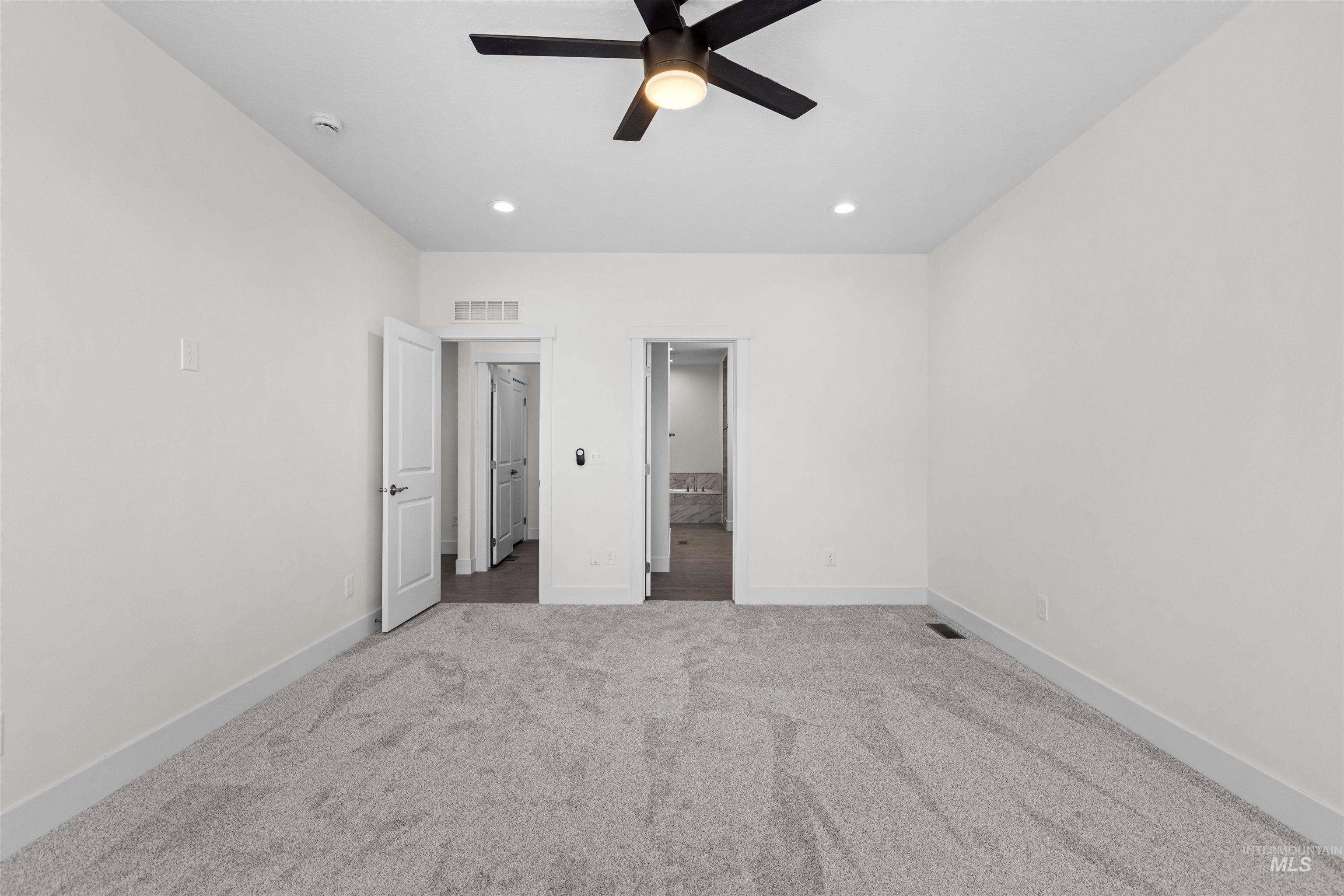 1207 W Blaine Ave Property Photo 21