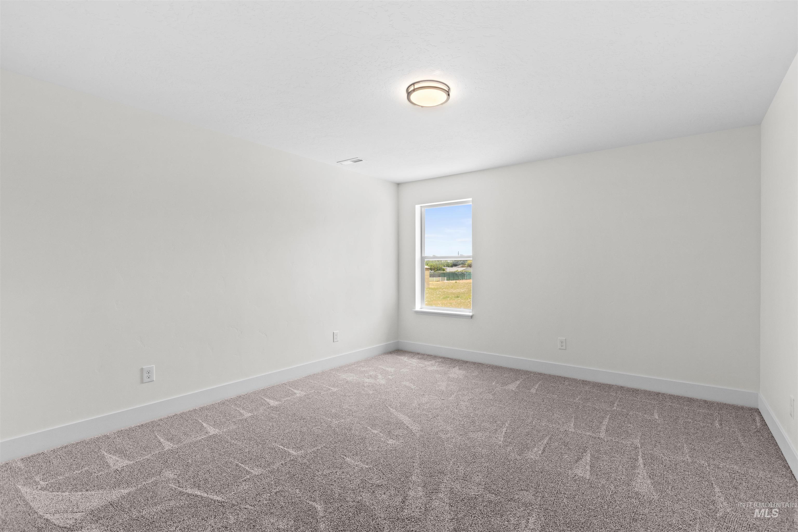 1207 W Blaine Ave Property Photo 29
