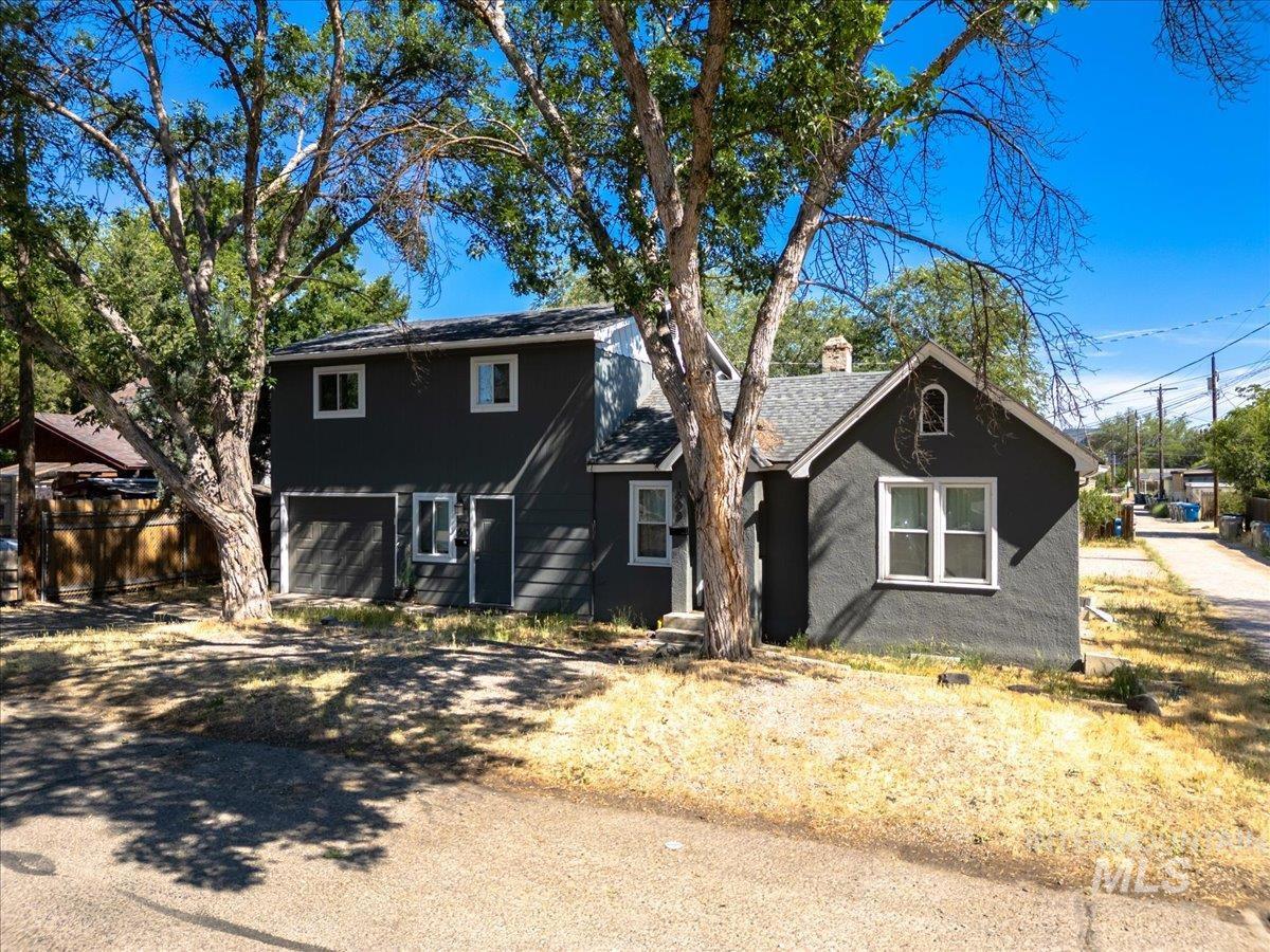 1510 W Hale Property Photo 12