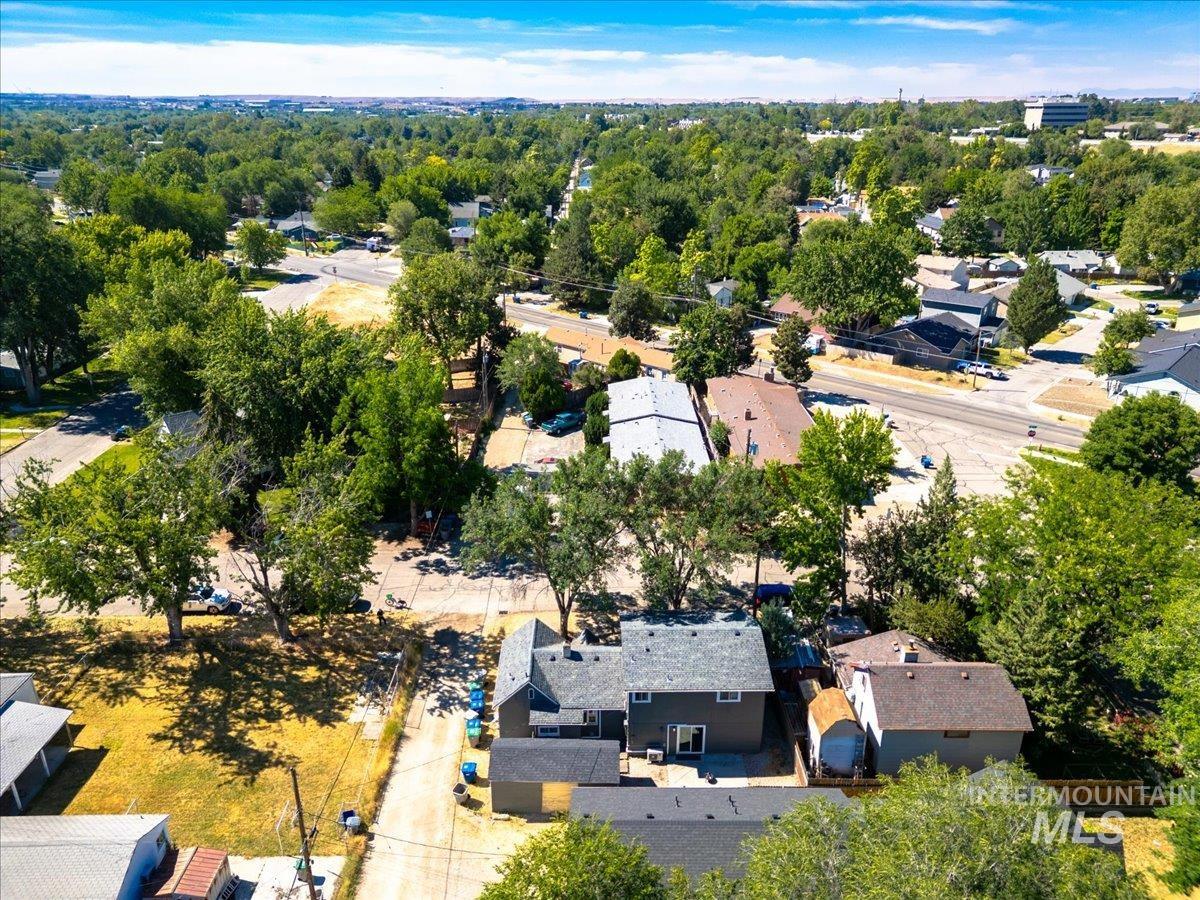 1510 W Hale Property Photo 21