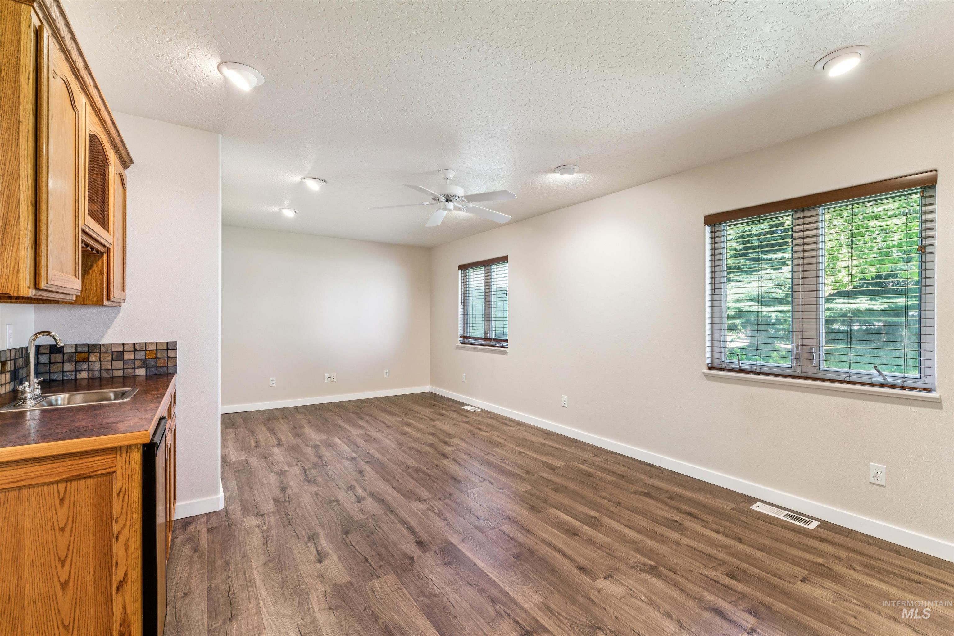 2099 Shelley Drive Property Photo 23