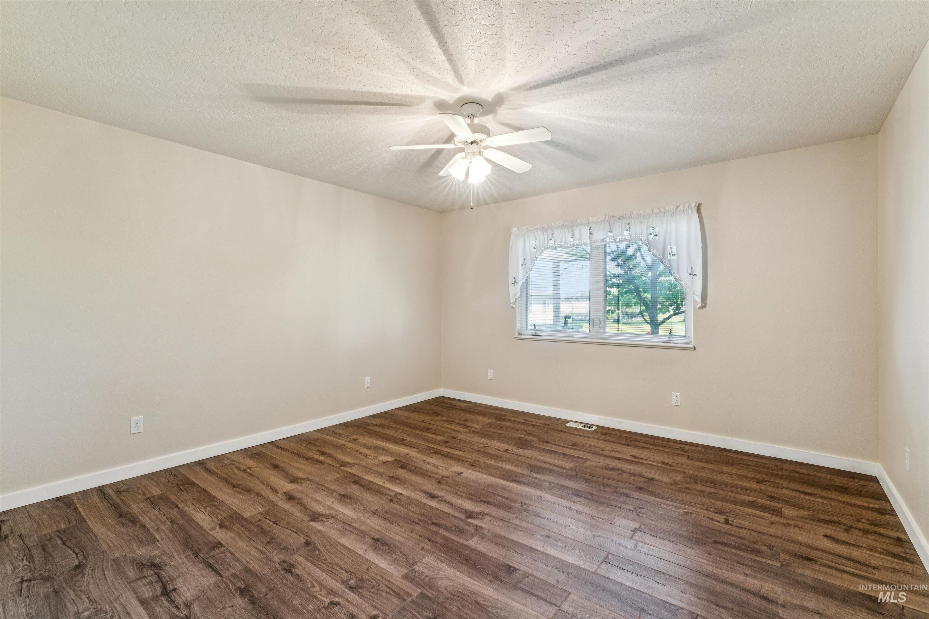 2099 Shelley Drive Property Photo 26