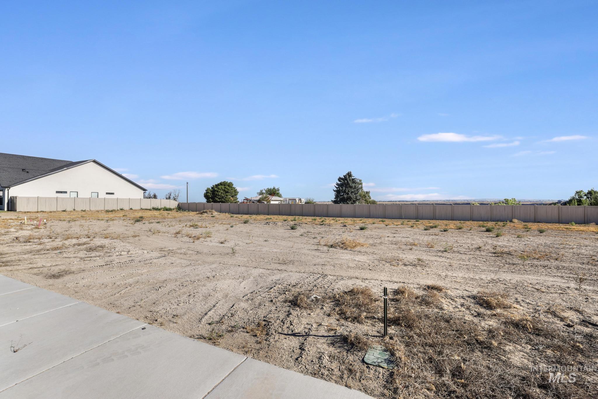 601 Canyon Falls Drive Property Photo 4