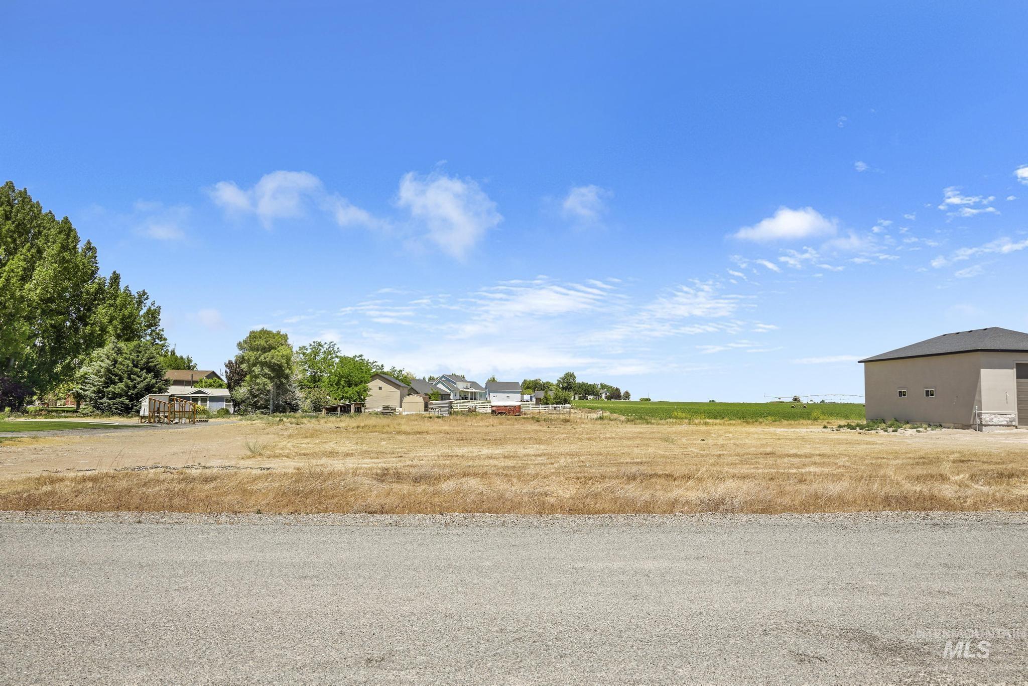3310 E 3818 N Property Photo 6