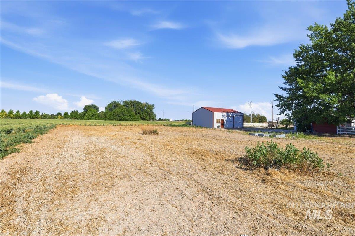 4505 Ustick Rd Property Photo 13