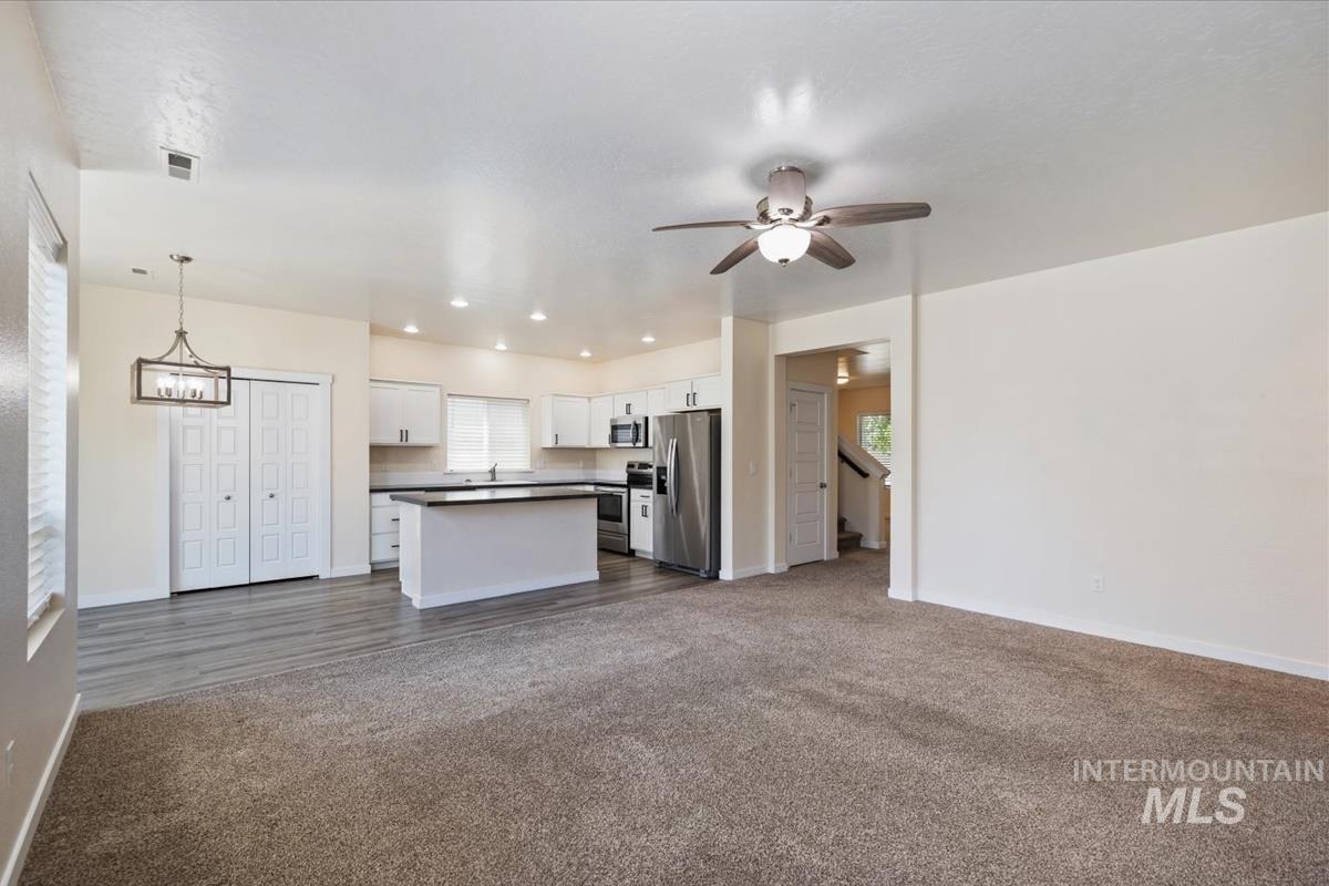 3061 W Silver River St Property Photo 10