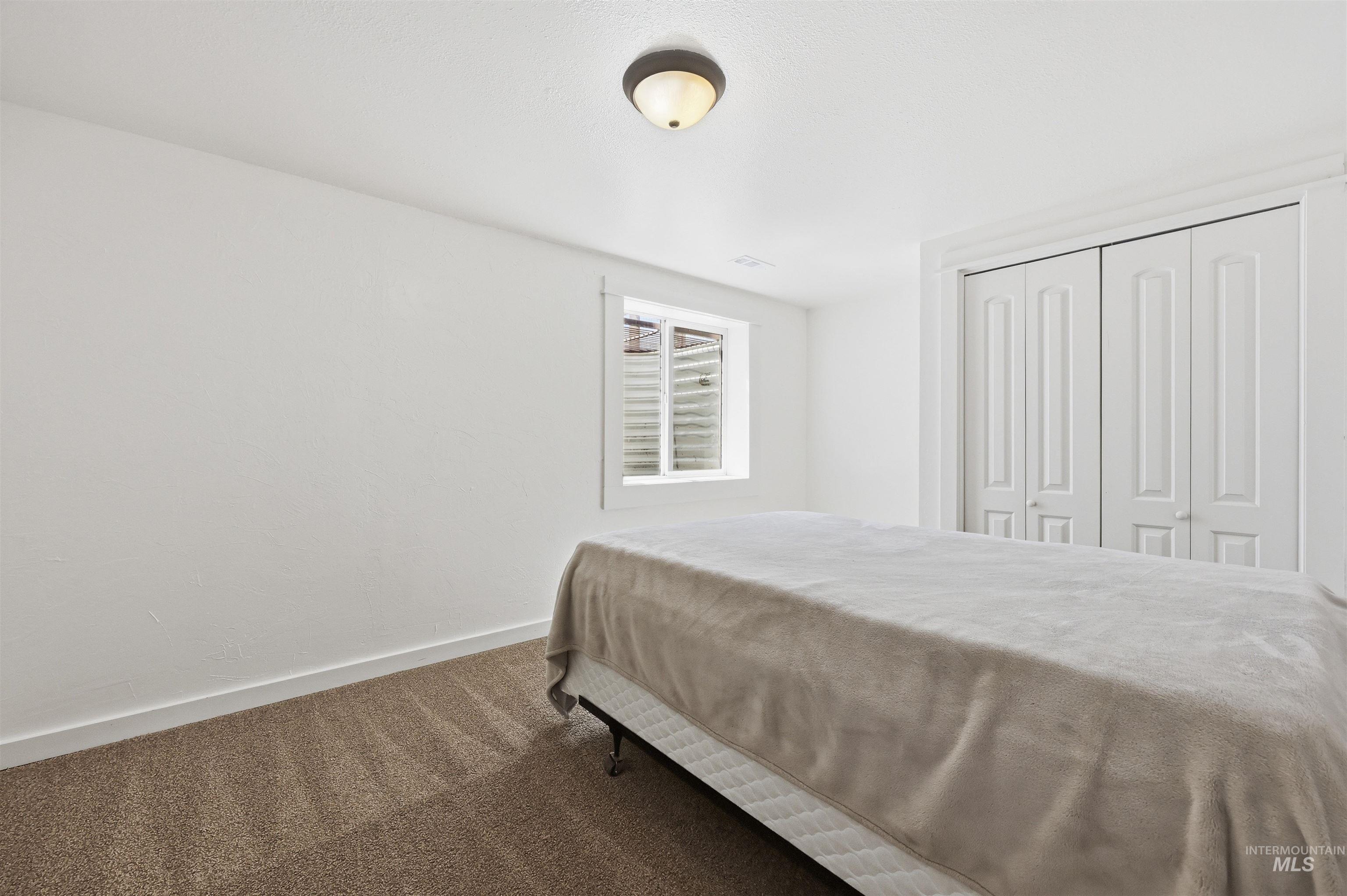 10370 Cherry Ln Property Photo 26