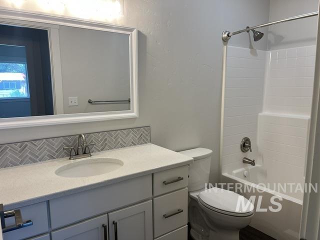544 N 12th Ave Property Photo 14