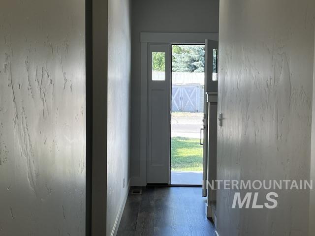 544 N 12th Ave Property Photo 23