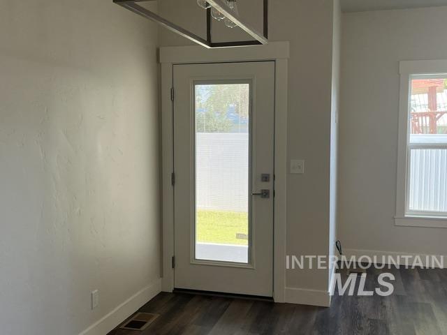 544 N 12th Ave Property Photo 24