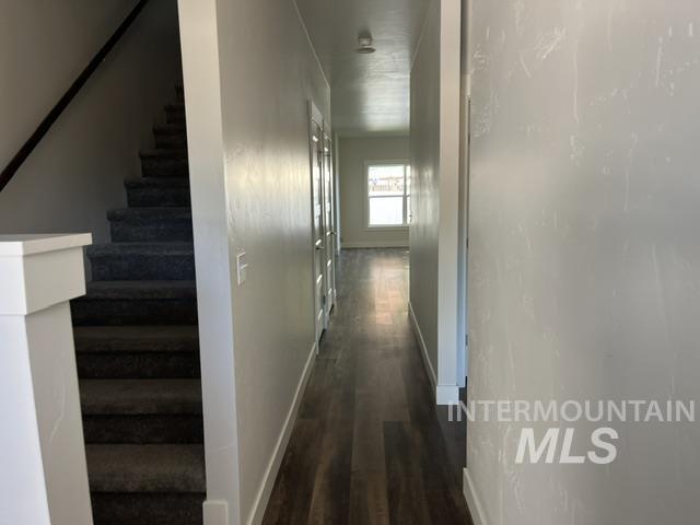 544 N 12th Ave Property Photo 25
