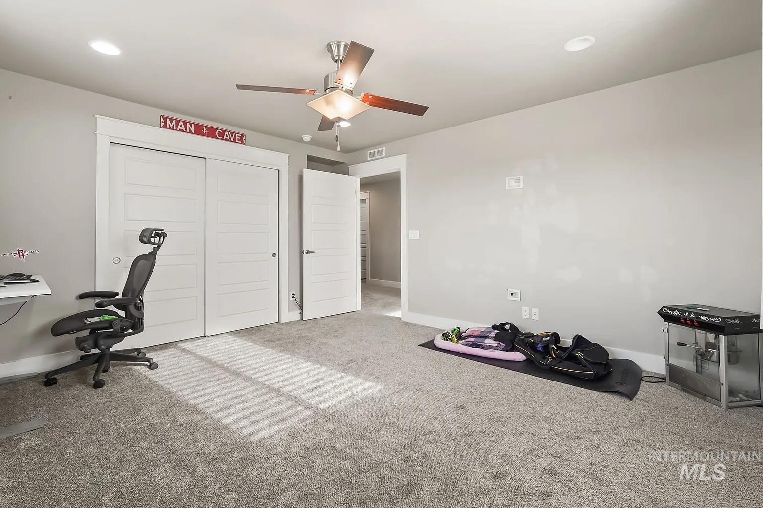 774 E Andes Dr Property Photo 20