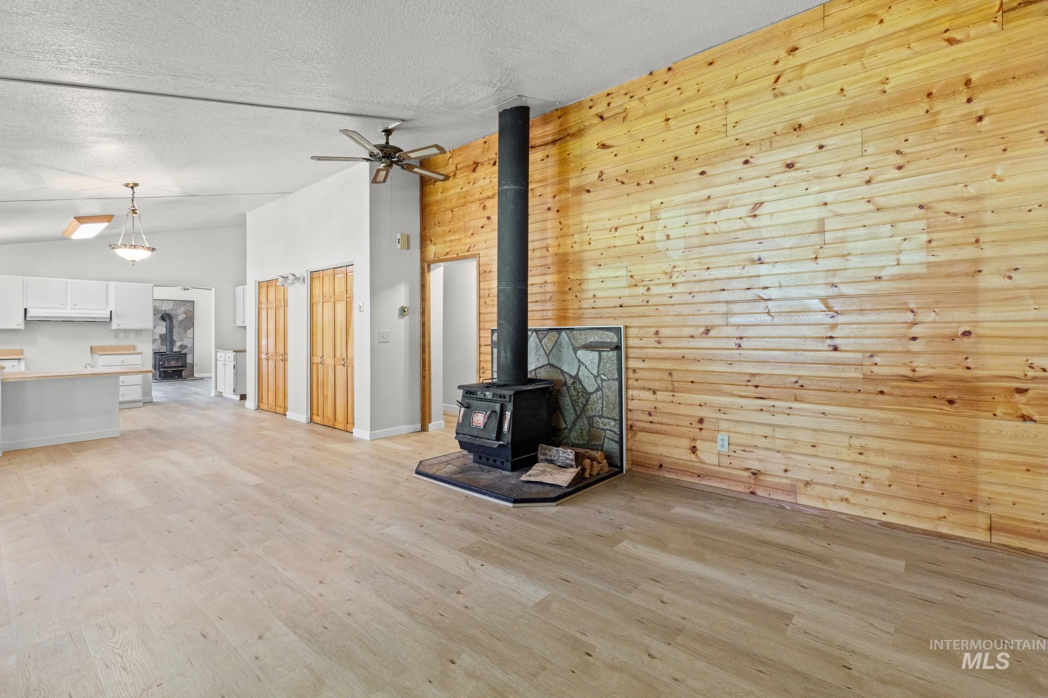 18 Hida Way Property Photo 4