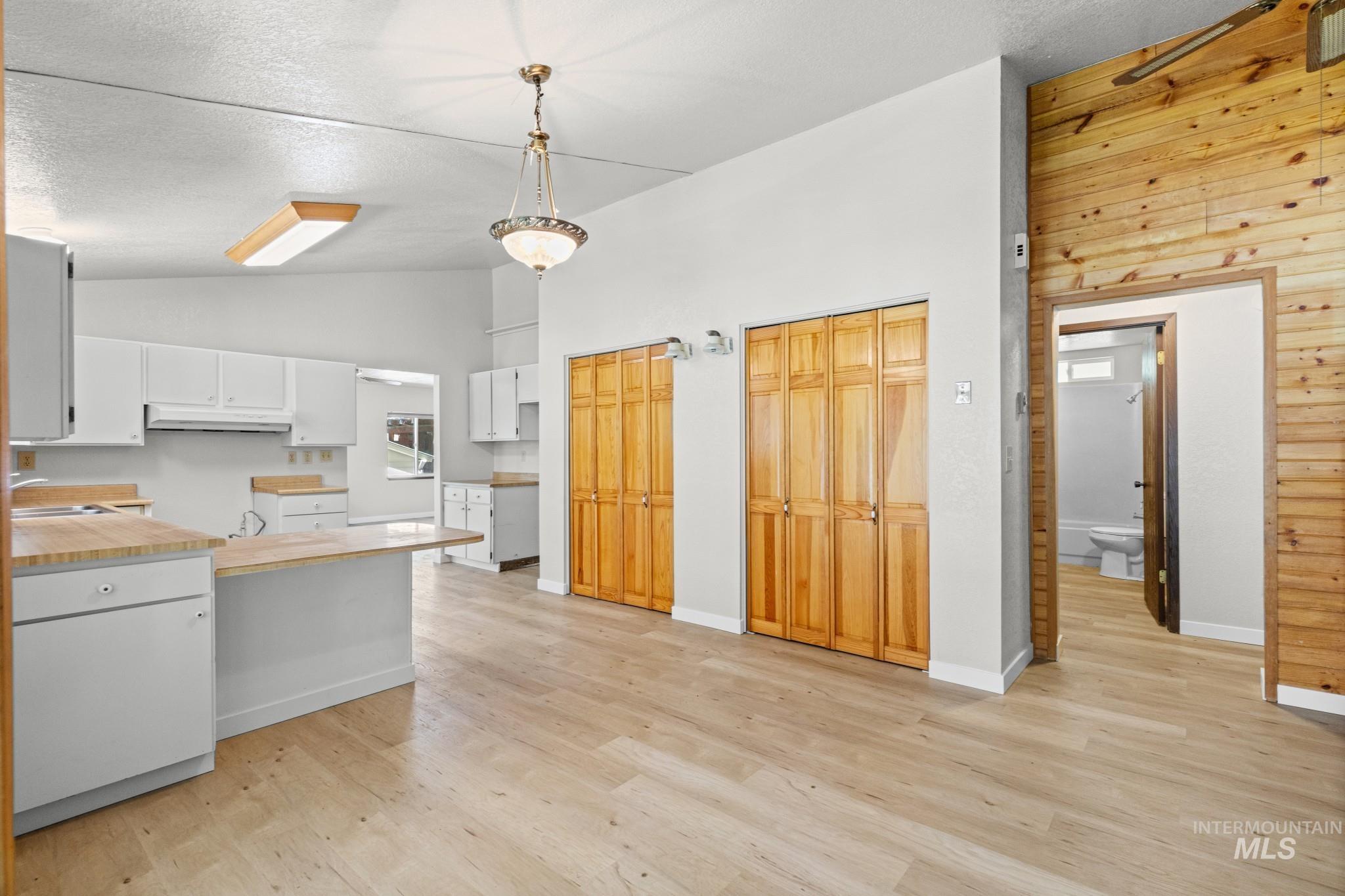 18 Hida Way Property Photo 11