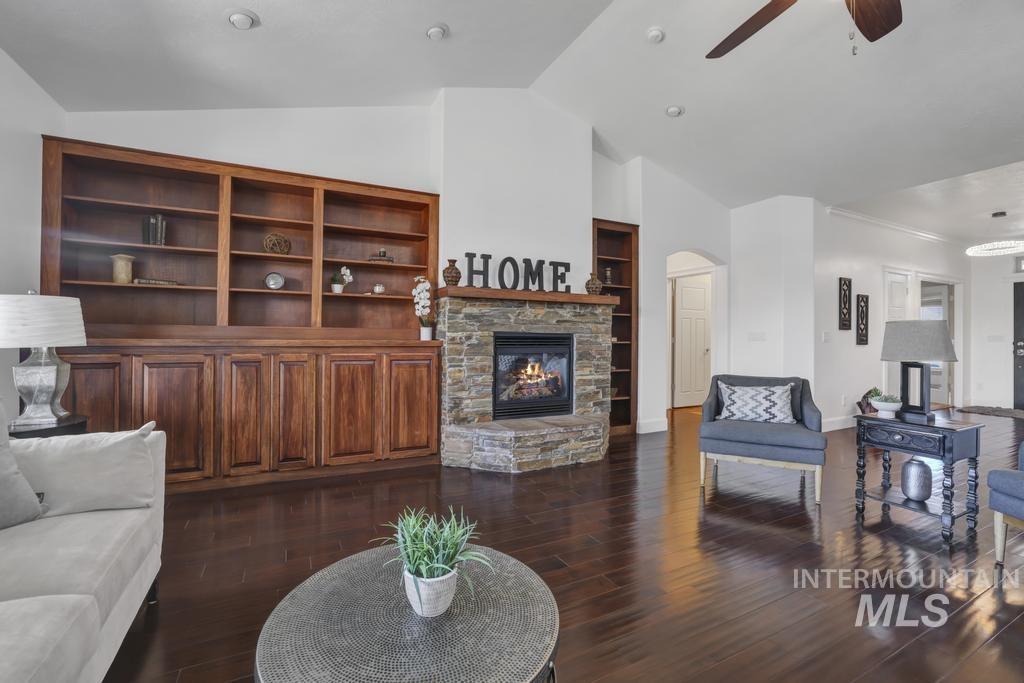 629 Lochsa Road Property Photo 11