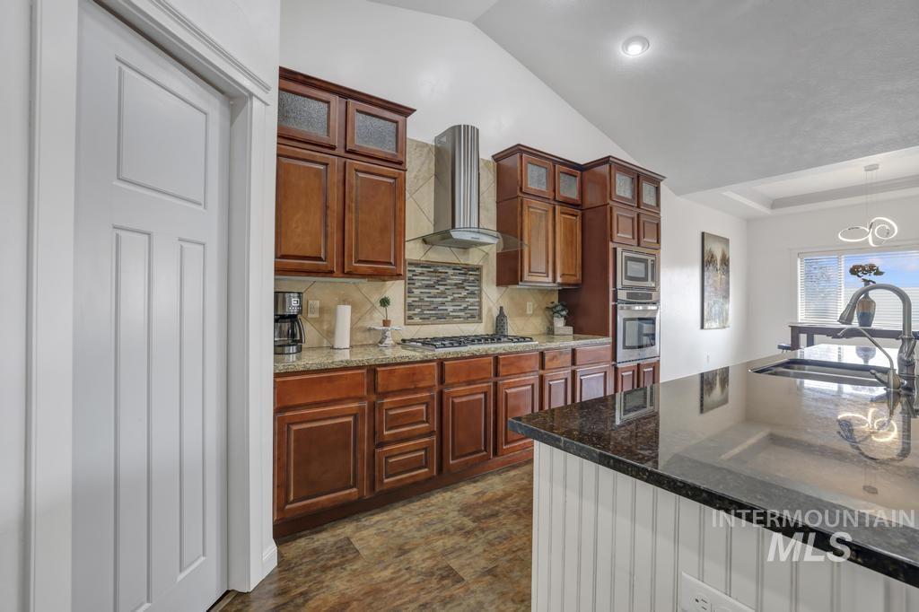 629 Lochsa Road Property Photo 14