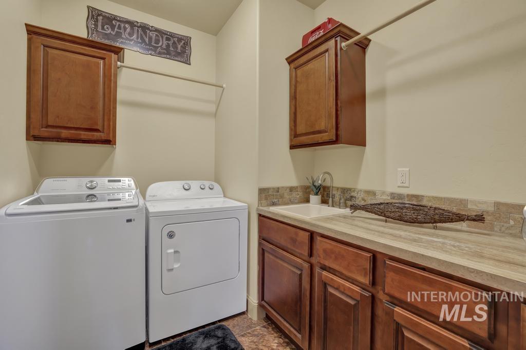 629 Lochsa Road Property Photo 39