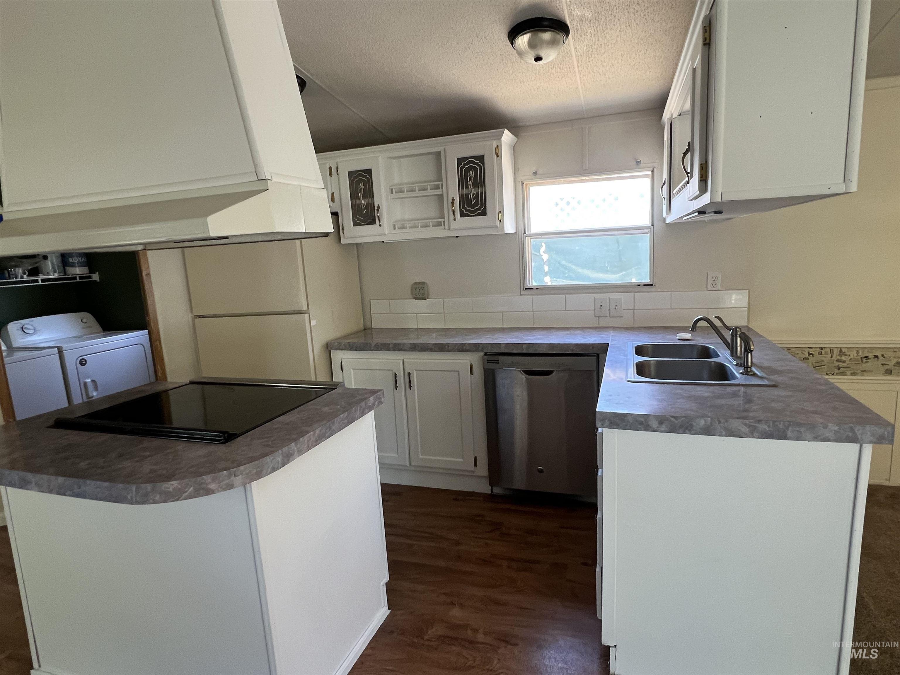 4030 River Resort Dr Property Photo 12