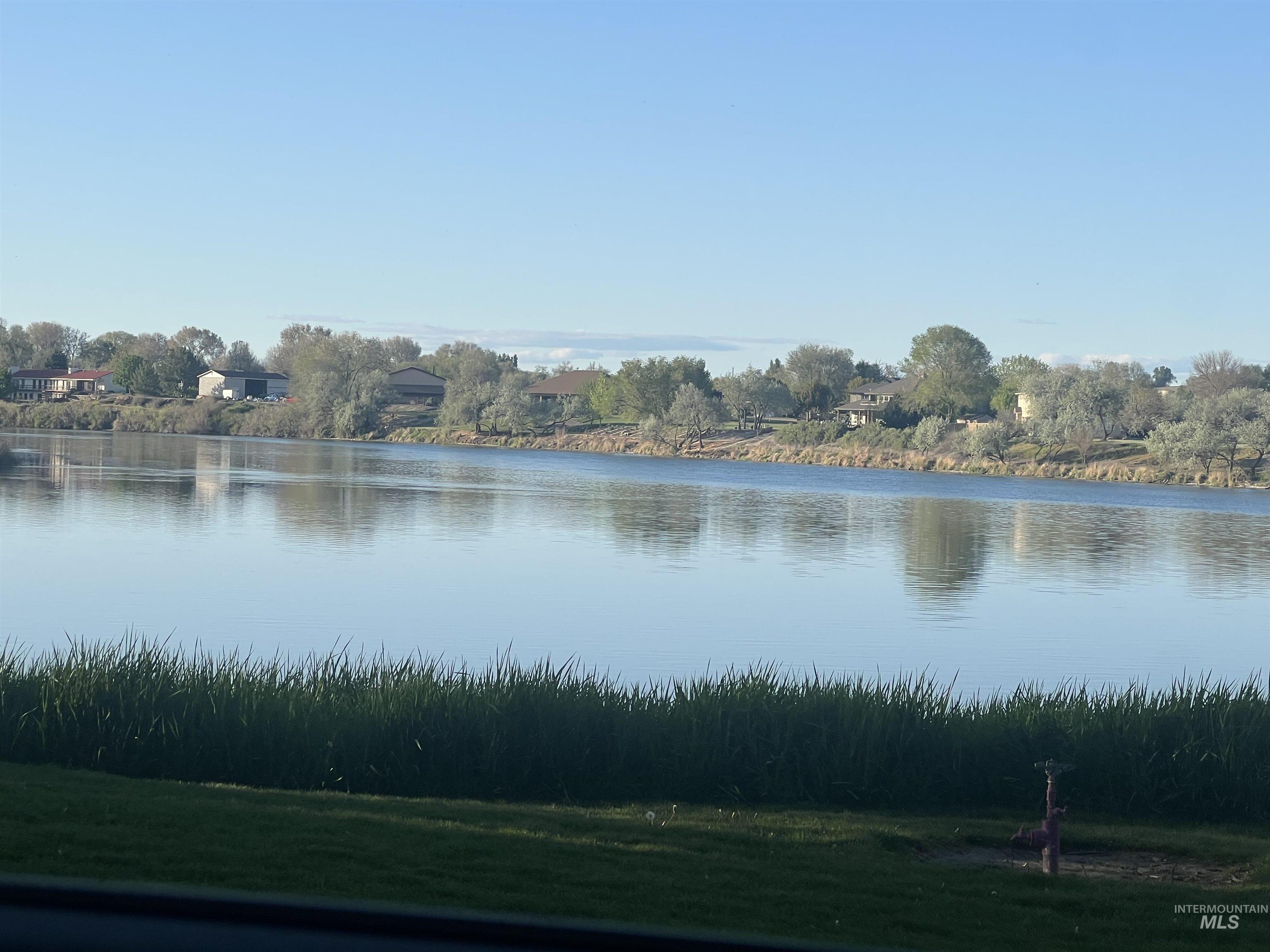 4030 River Resort Dr Property Photo 33