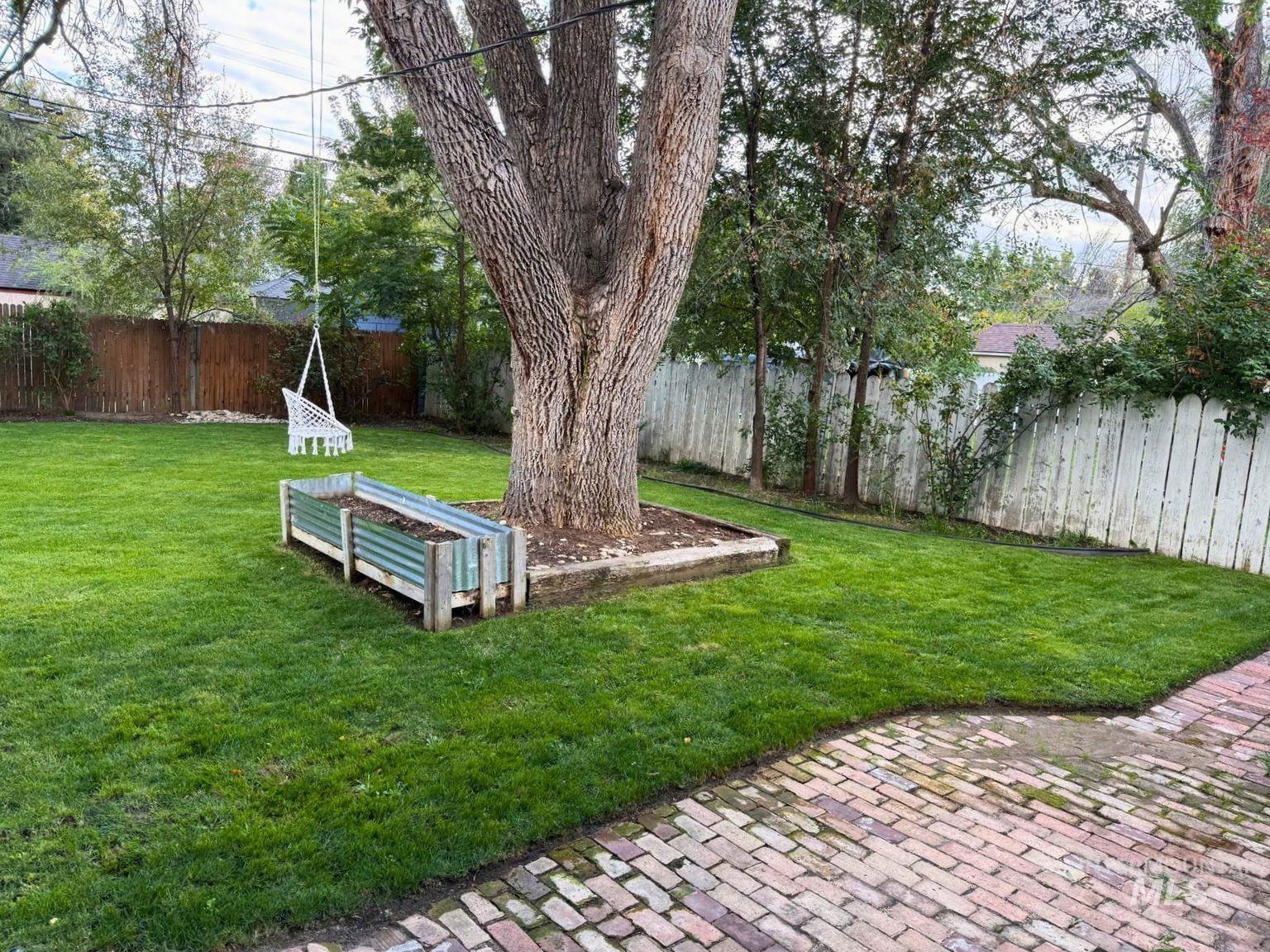 2315 W Jefferson Street Property Photo 23