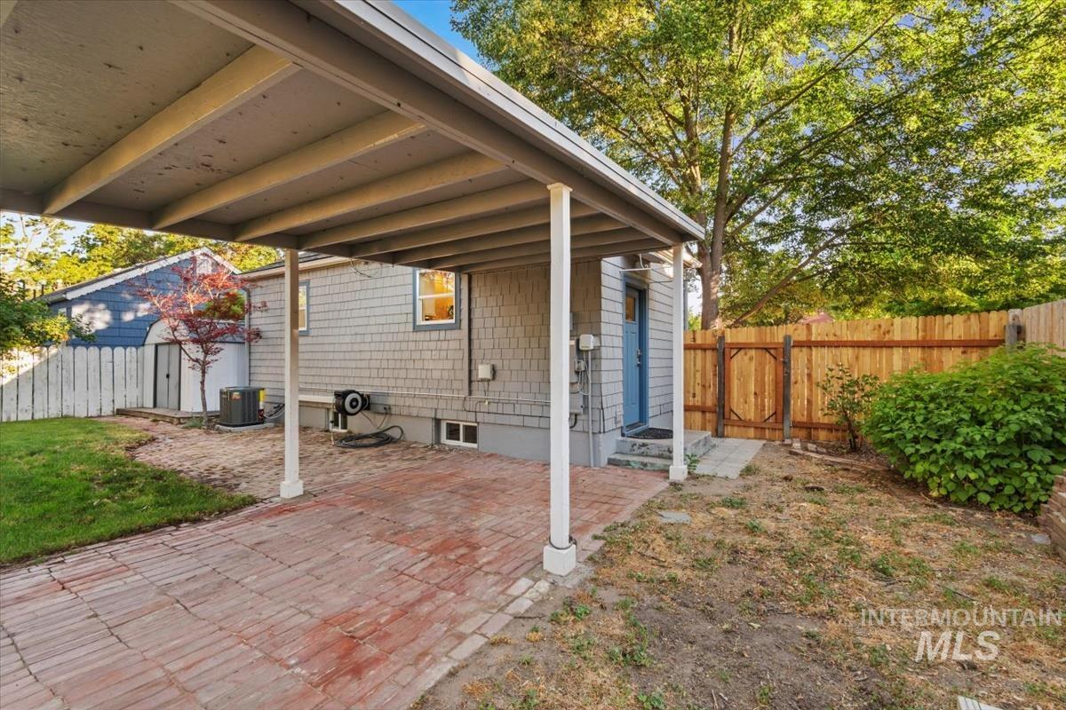 2315 W Jefferson Street Property Photo 25