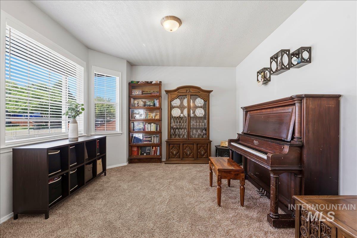 2078 W Lowry Street Property Photo 17