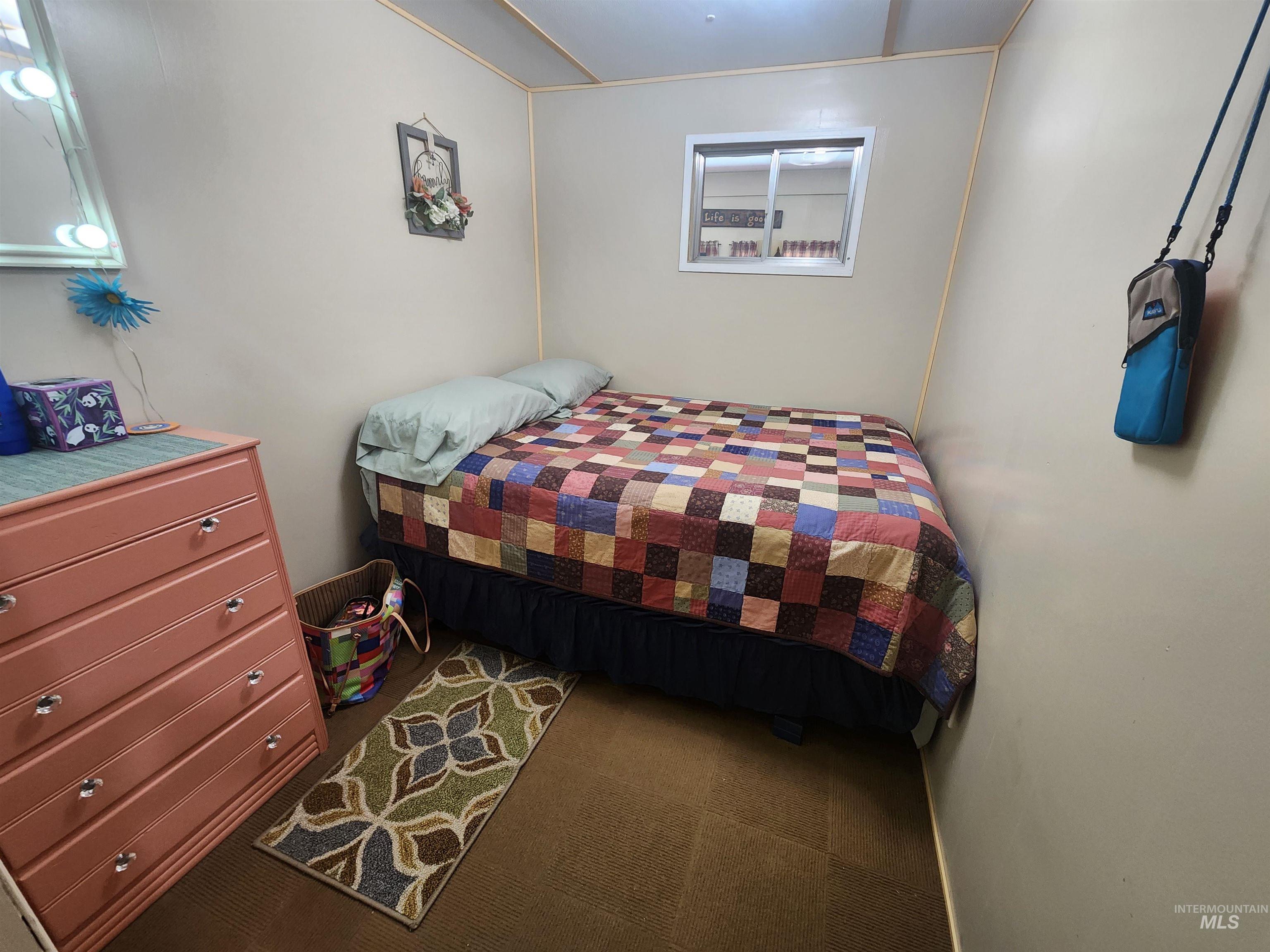 38 E Foster Street Property Photo 8