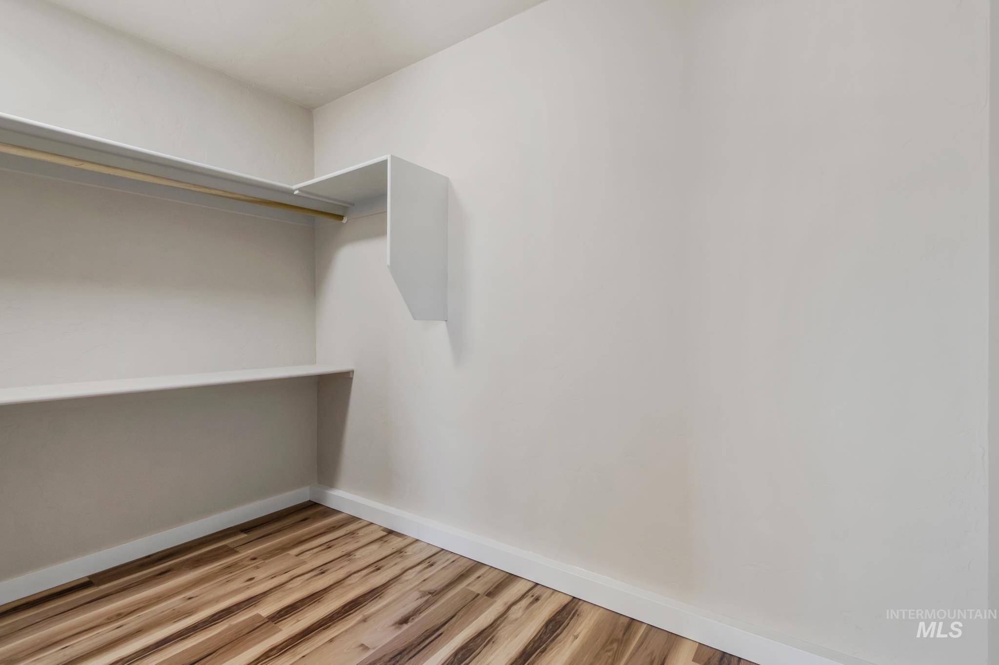 21710 Wood Ln Property Photo 50