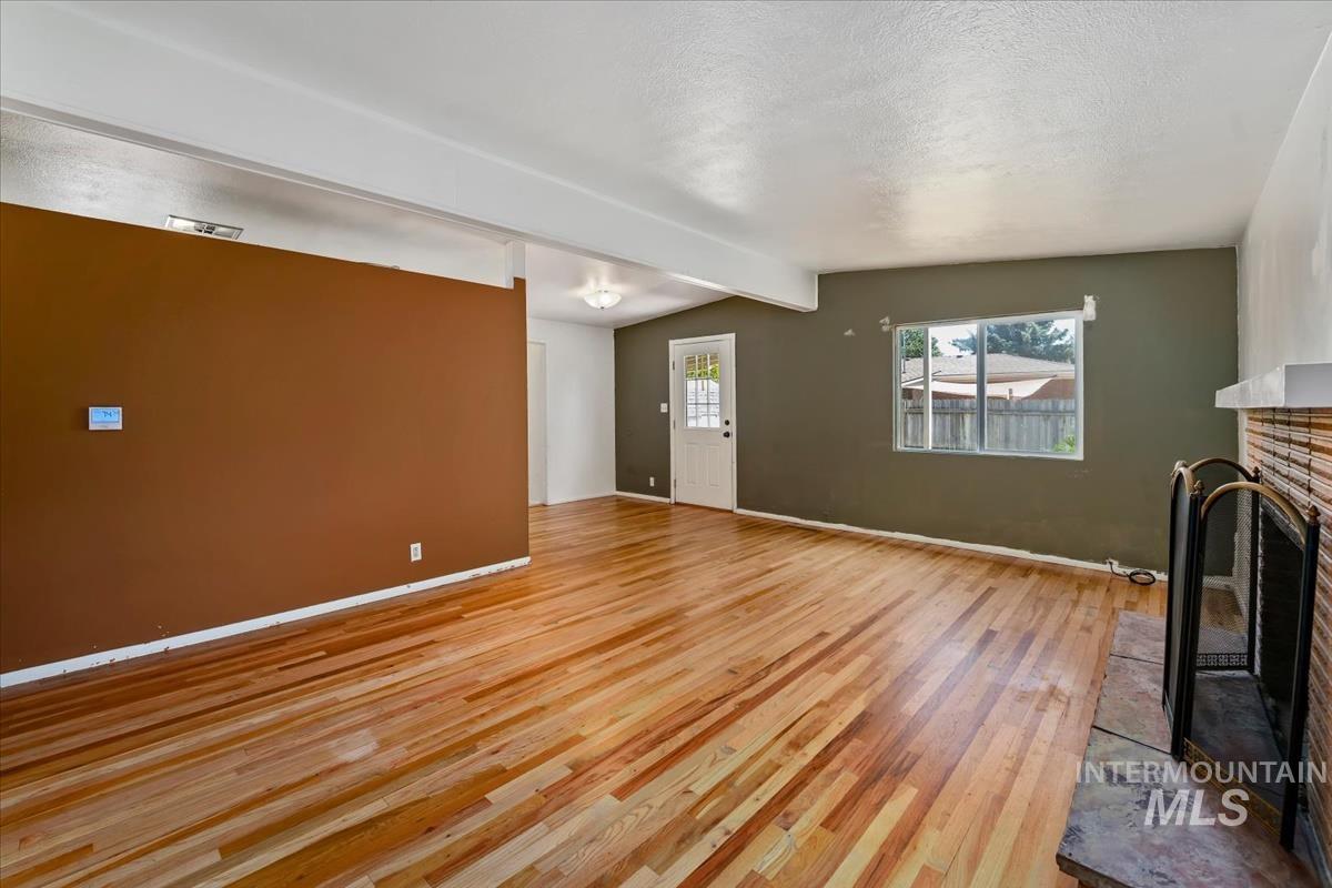 1402 S Brooklawn Property Photo 6