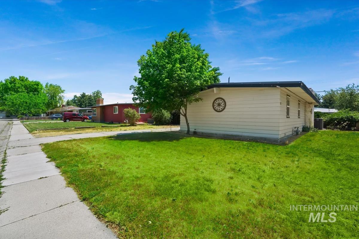 1402 S Brooklawn Property Photo 26