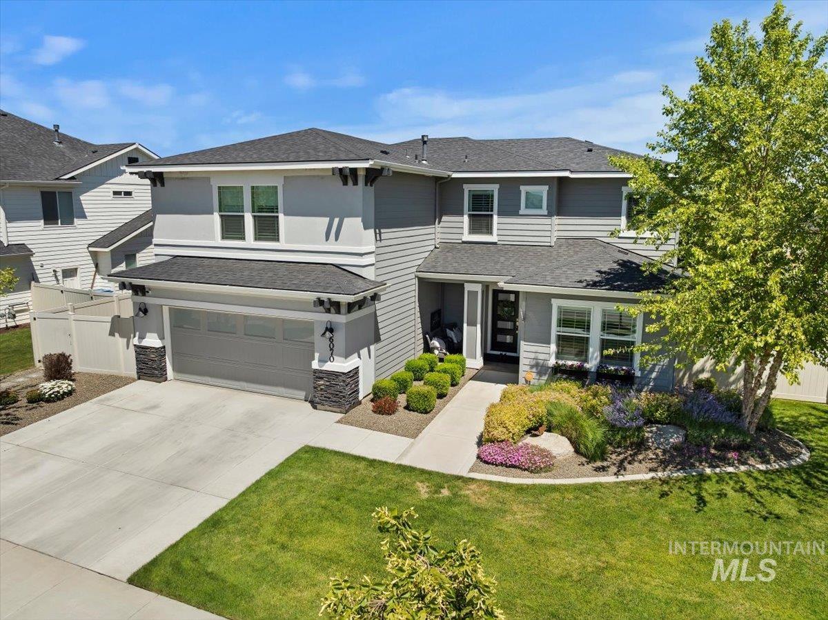 6070 E Canyon Crossing Dr Property Photo 4