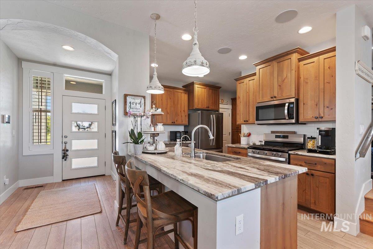 6070 E Canyon Crossing Dr Property Photo 8
