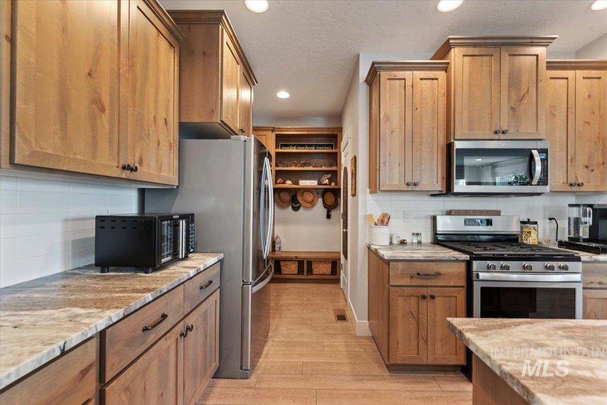 6070 E Canyon Crossing Dr Property Photo 11