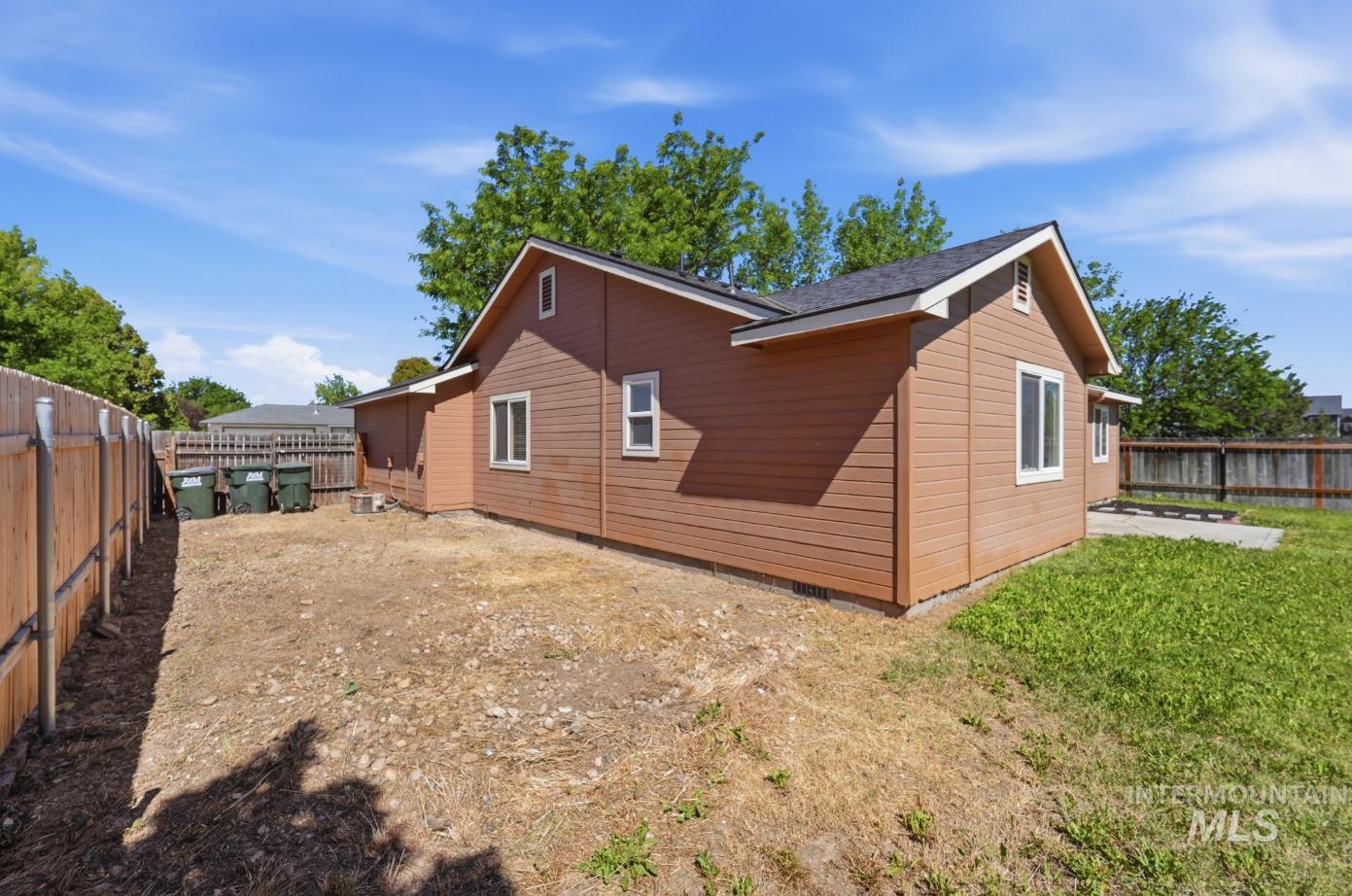 1442 N Misty Springs Ave Property Photo 35
