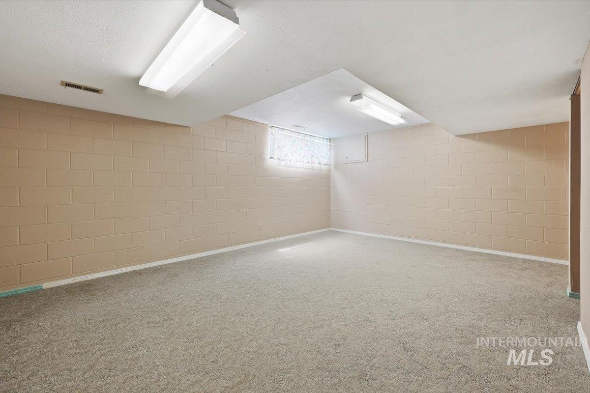 131 Sears Drive Property Photo 25