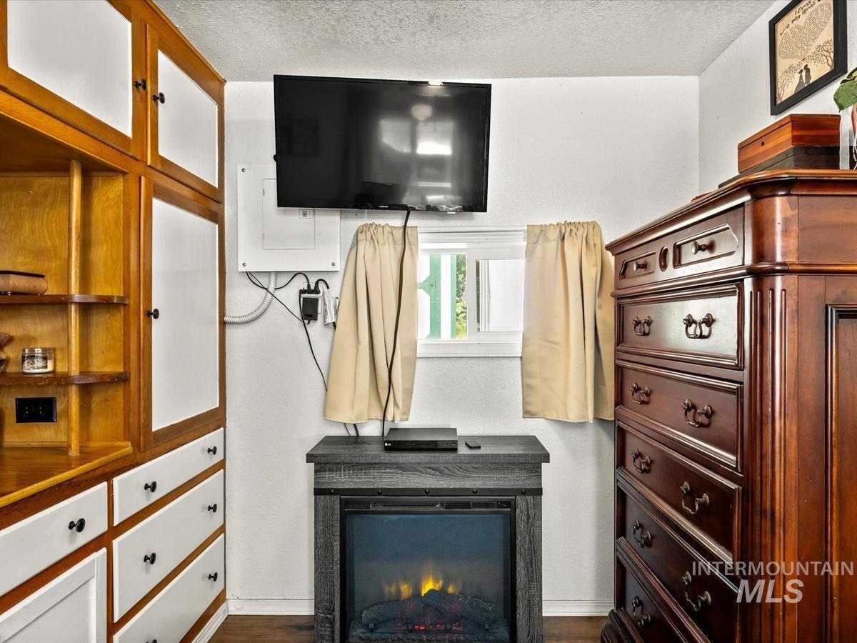 497 Micki Road Property Photo 8