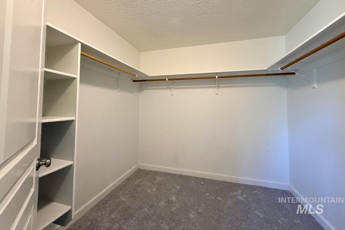 10122 W Shelborne Drive Property Photo 11