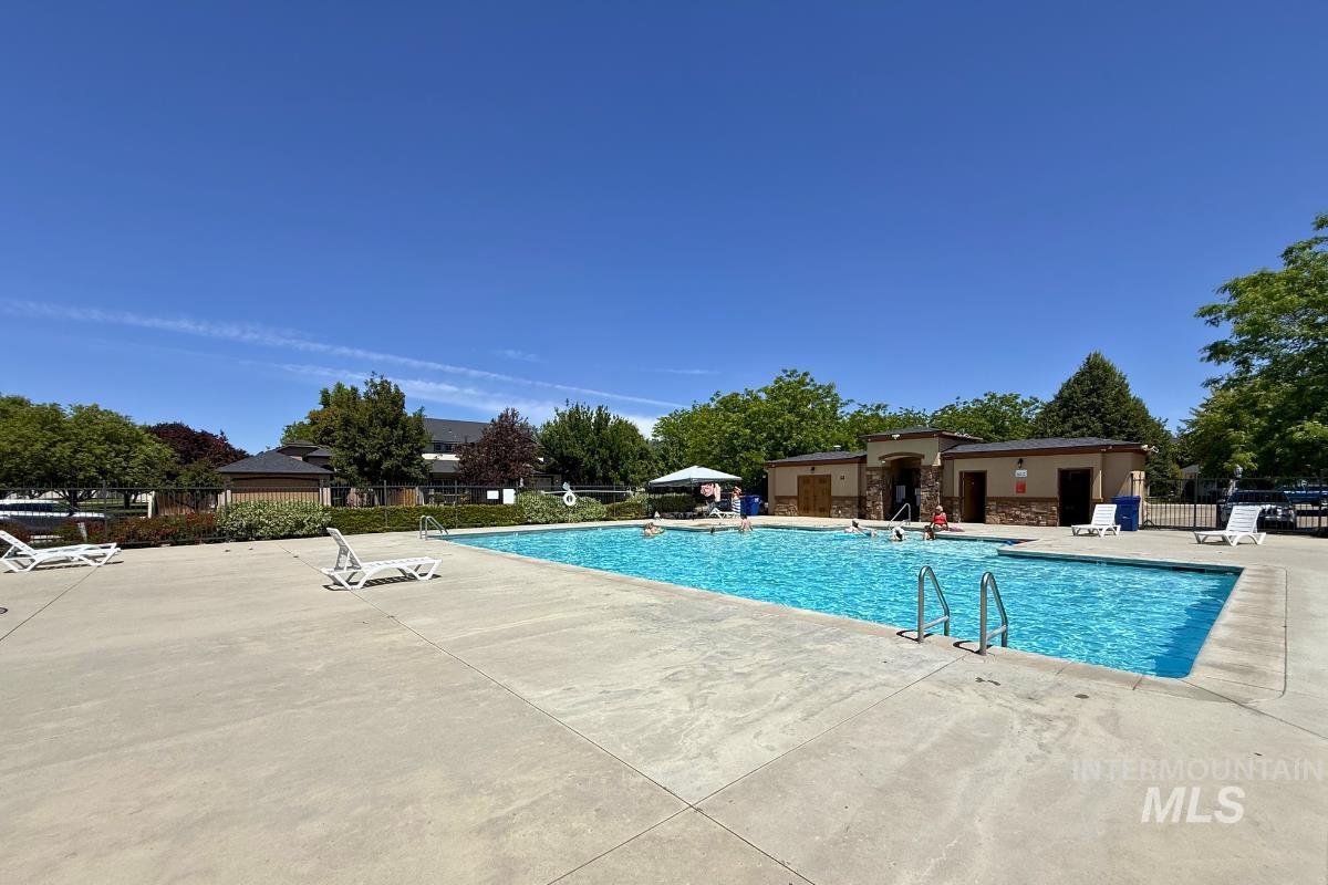 10122 W Shelborne Drive Property Photo 19