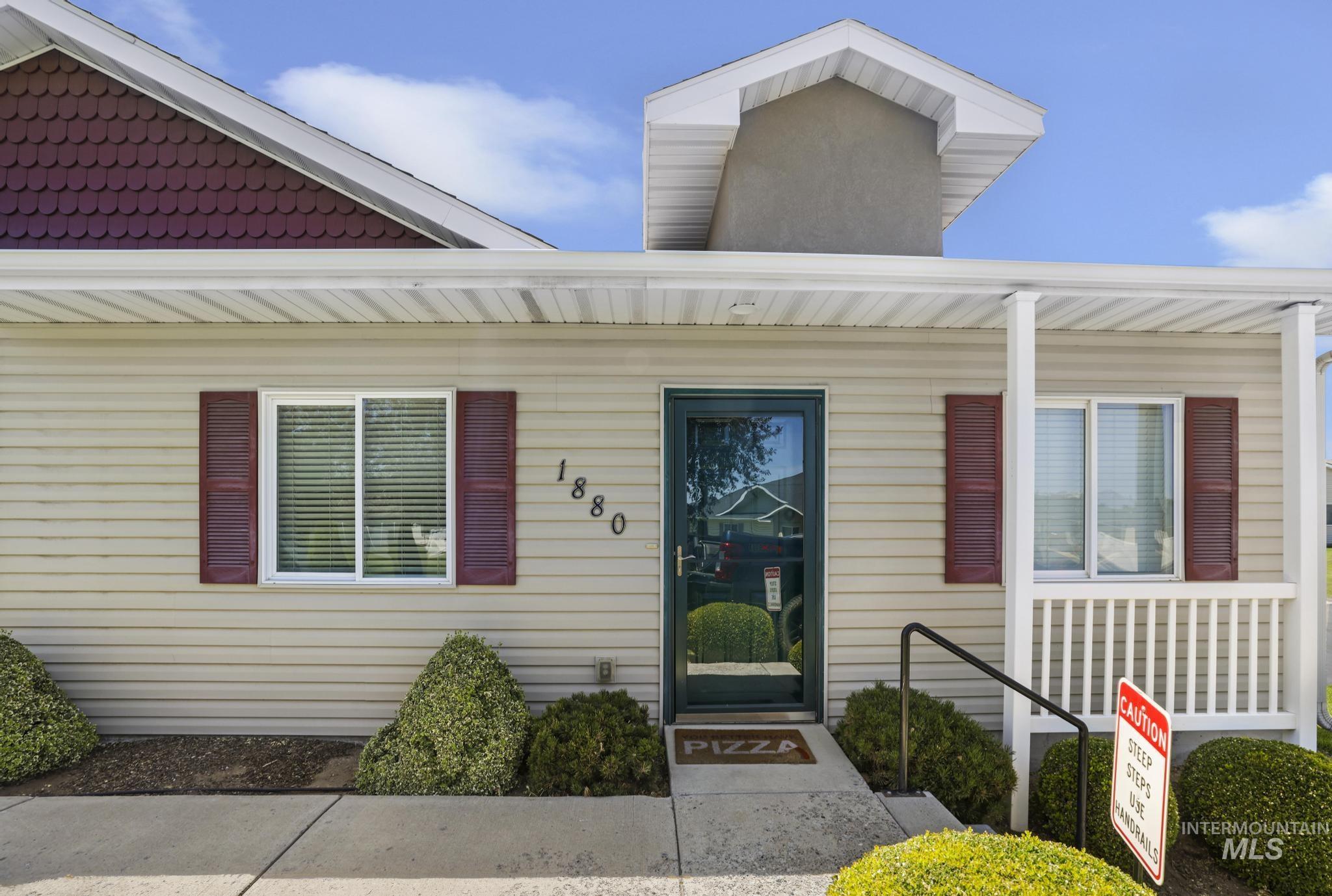 1880 Boston Way Property Photo 1