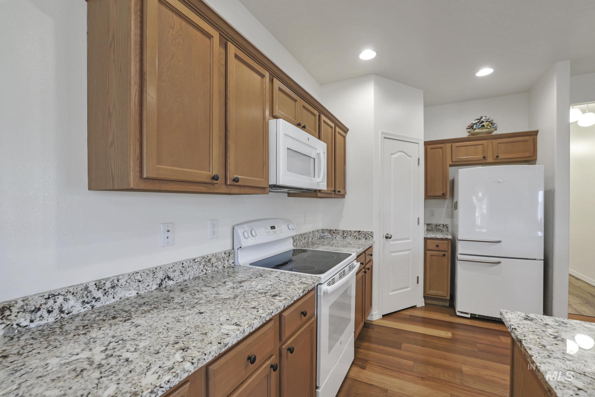1880 Boston Way Property Photo 15