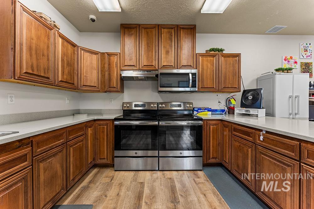 Multiple Portfolio Listing Multiple Locations Property Photo 26