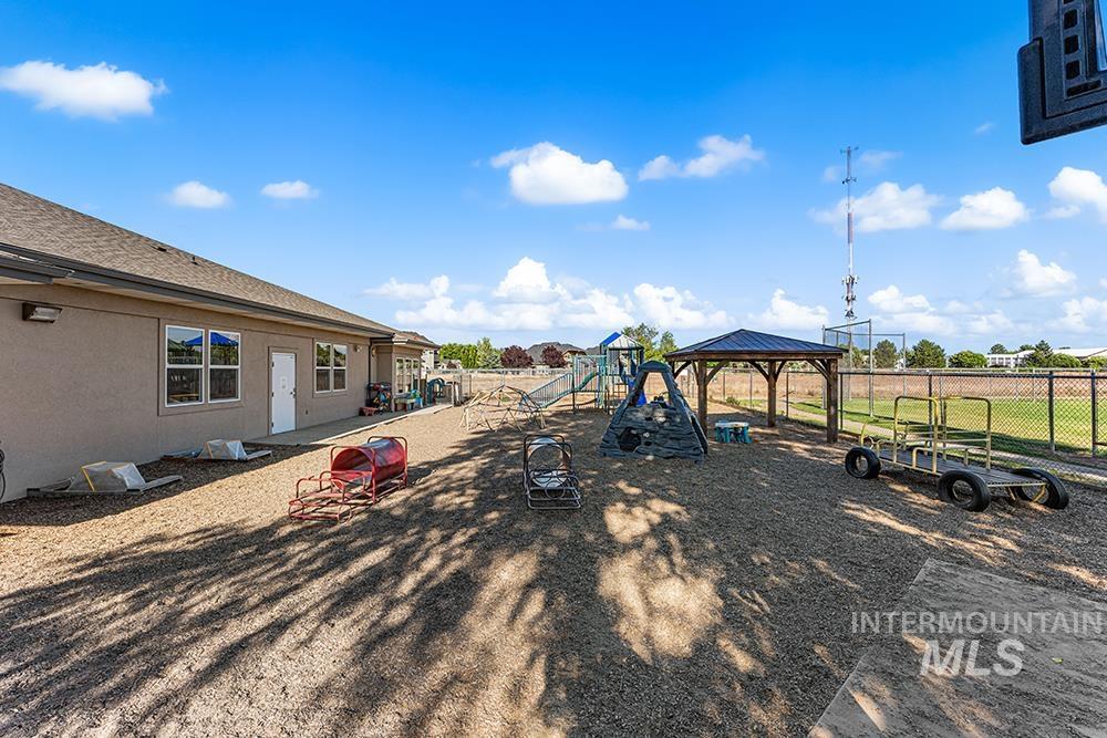 Multiple Portfolio Listing Multiple Locations Property Photo 30