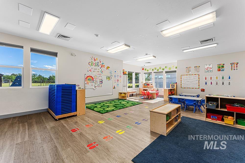 Multiple Portfolio Listing Multiple Locations Property Photo 33