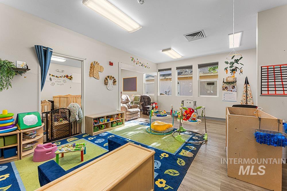 Multiple Portfolio Listing Multiple Locations Property Photo 39