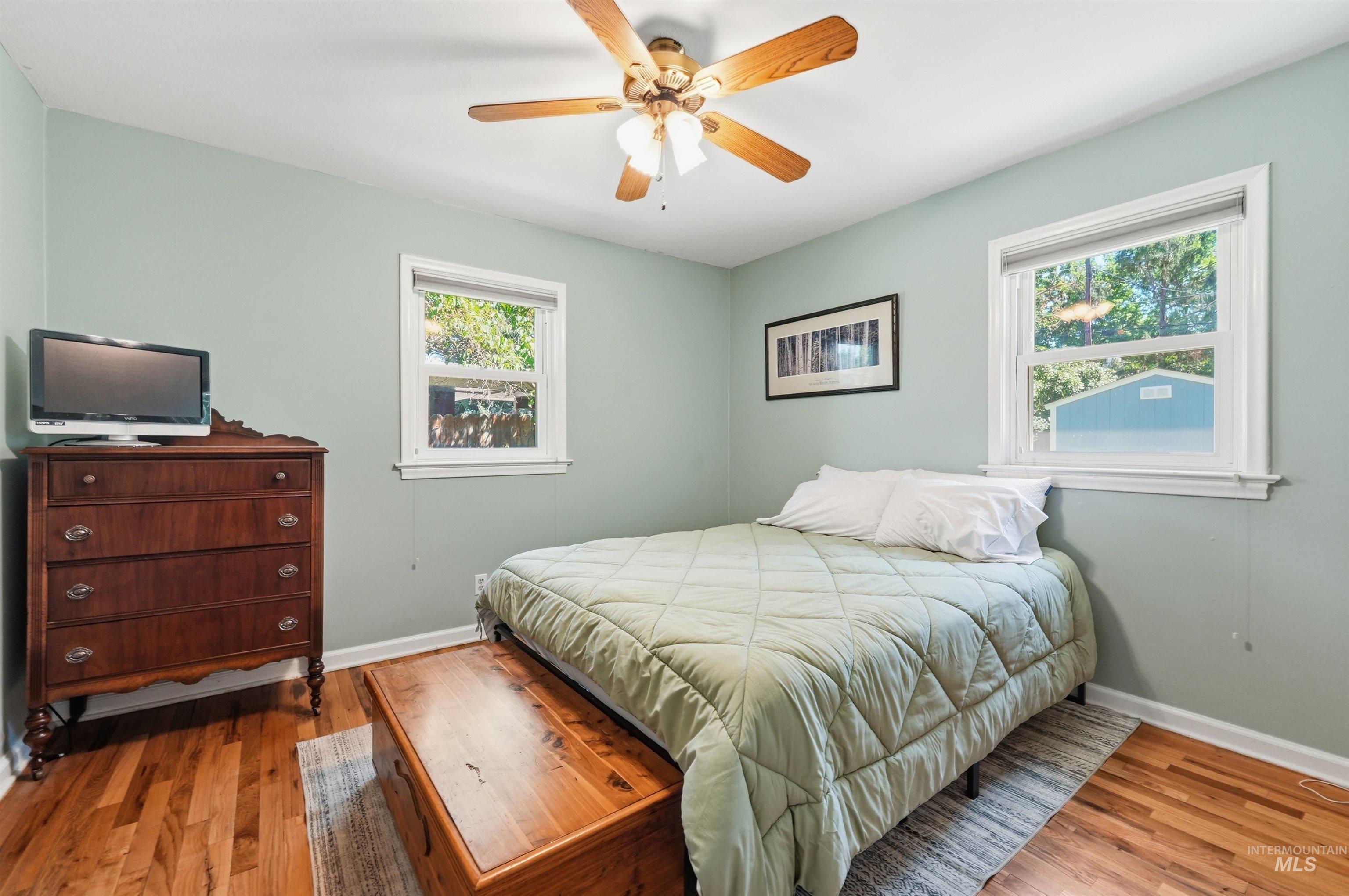 1814 N Amber St Property Photo 15